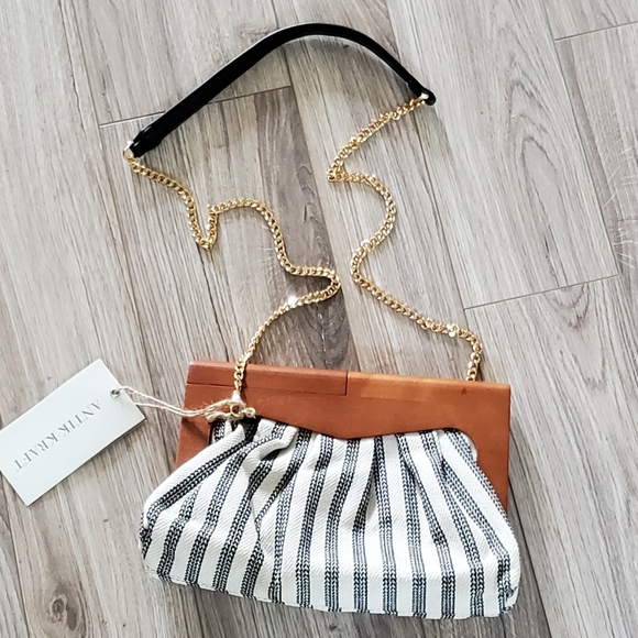 Antik Kraft Black and White Crossbody Bag - Picture 3 of 15